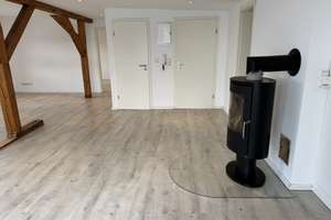 Anfragen NUR per E-Mail.  gr. 2-Zi. Wohnung mit Dachterrasse - Fahrstuhl - Kaminofen - EBK - Brhv. – Hafenstr. 188, 27568 Lehe, Bremerhaven – Vorschaubild 9