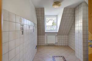 Großzügiges Anwesen mit viel Platz und Potential – Die vollständige Adresse der Immobilie erhältst du vom Anbieter., 90431 Gaismannshof, Nürnberg – Vorschaubild 20