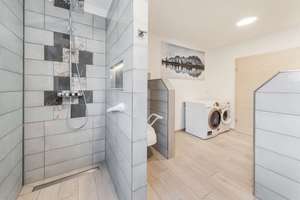 Mit Luftwärmepumpe, Fußbodenheizung, Smart Home usw.: Energieeffizientes Pultdach-Haus in Rehfelde – Die vollständige Adresse der Immobilie erhältst du vom Anbieter., 15345 Rehfelde – Vorschaubild 9