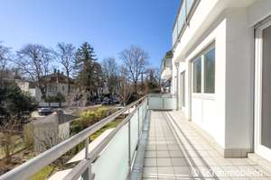 Pasing-Obermenzing! Freie, sehr helle 2-Zi.-ETW mit großem Südbalkon in sehr schöner Wohnlage