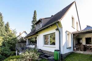 158 m² freist. Traumhaus + 763 m² Gartenparadies + 56 m² Büro + Garage in Top-Lage von Bergerhausen – Die vollständige Adresse der Immobilie erhältst du vom Anbieter., 45136 Bergerhausen, Essen – Vorschaubild 17