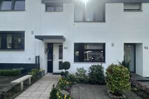 " Was für eine Fernsicht " Schickes Reihenmittelhaus in Solingen- Ginsterweg – Die vollständige Adresse der Immobilie erhältst du vom Anbieter., 42651 Solingen-Mitte, Solingen – Vorschaubild 2