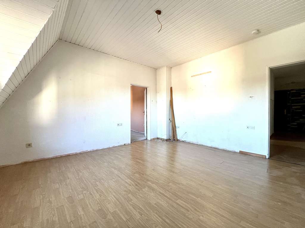 Immobilie in Dortmund - Altbauflair mit 4 Zimmern - Bild 3