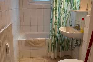 Für Gartenliebhaber/-innen, 2,5-Zimmer Wohnung mit Terrasse und kleinem Garten – Die vollständige Adresse der Immobilie erhältst du vom Anbieter., 21073 Harburg (Ortsteil), Hamburg – Vorschaubild 5