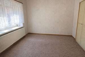 Einfamilienhaus in Dorfrandlage mit Garage und Garten – Teil eines sanierten Dreiseitenhofes – Die vollständige Adresse der Immobilie erhältst du vom Anbieter., 4779 Wermsdorf – Vorschaubild 4