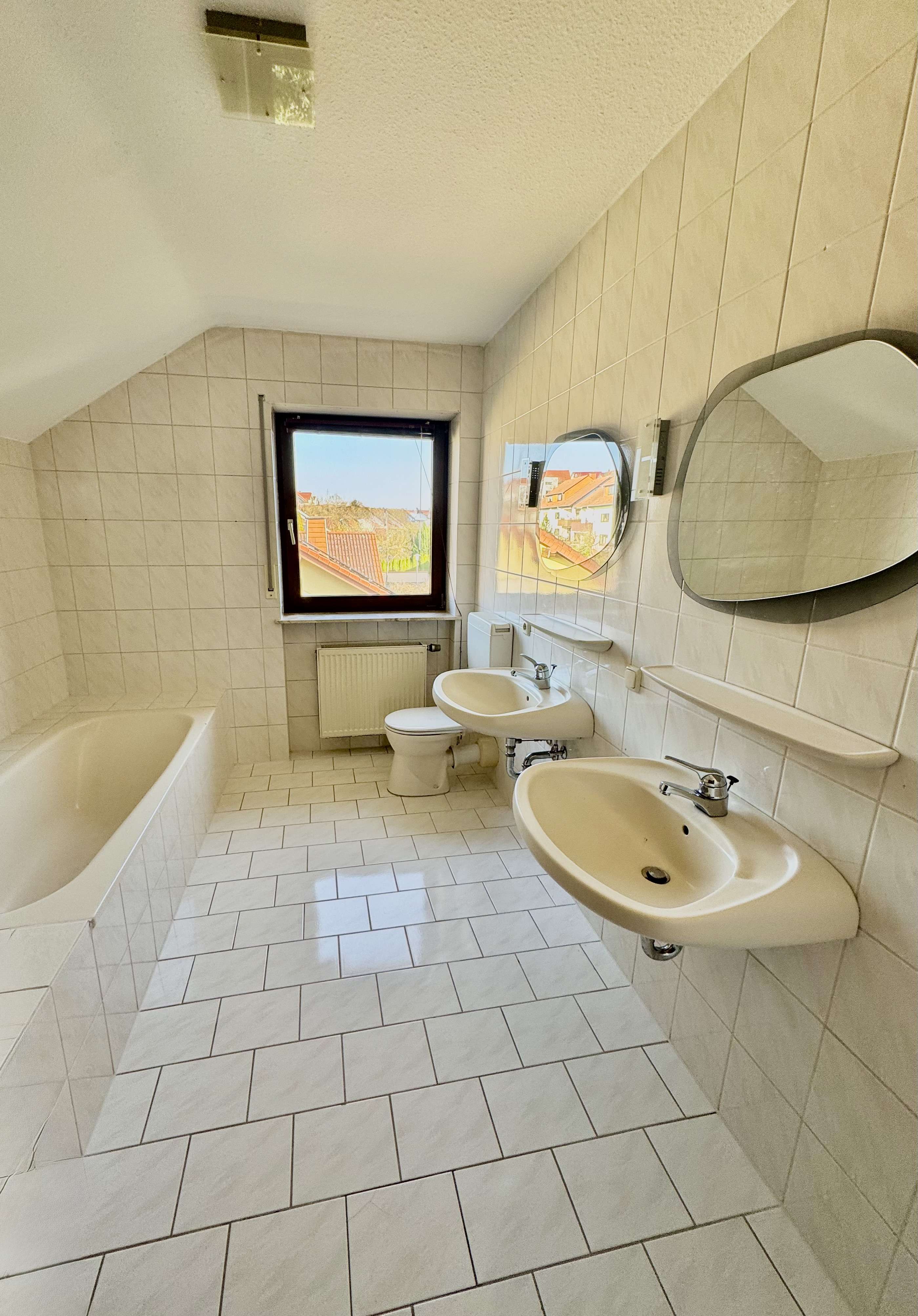 Immobilie in Hünfeld - Einfamilien-Wohnhaus mit Einliegerwohnung in bester Lage zu verkaufen ! - Bild 7