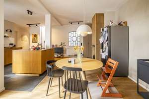 Charakterstark, lichtdurchflutet und außergewöhnlich:
DG-Wohnung mit  Dachterrasse am Isemarkt – Die vollständige Adresse der Immobilie erhältst du vom Anbieter., 20144 Harvestehude, Hamburg – Vorschaubild 4