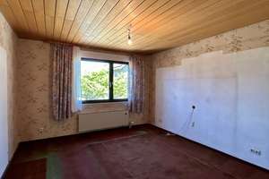 Ab sofort verfügbar!...EFH auf sonnigem Grundstück in Frauenaurach – Die vollständige Adresse der Immobilie erhältst du vom Anbieter., 91056 Frauenaurach, Erlangen – Vorschaubild 7