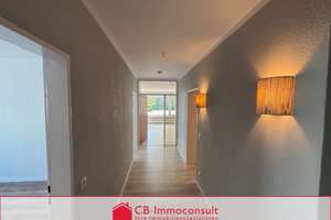 Charmante Wohnung in der begehrter Aaseestadt mit Garage, Balkon und Gäste-WC