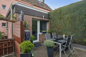 Großzügiges Mehrfamilien- o. Mehrgenerationenhaus in sehr gepflegtem Zustand m. schöner Gartenanlage – Die vollständige Adresse der Immobilie erhältst du vom Anbieter., 52080 Haaren, Aachen – Vorschaubild 12