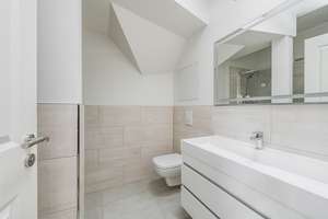 Tolle DG-Wohnung – 2,5 Zimmer zur Selbstnutzung oder als rentable Kapitalanlage! – Baumschulenstraße 11, 12437 Baumschulenweg, Berlin – Vorschaubild 9