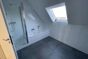 Idyllisch und ruhig: zwei Zimmer-Wohnung nahe des Rheins in Himmelgeist.  – Maikammer 24, 40589 Himmelgeist, Düsseldorf – Vorschaubild 10