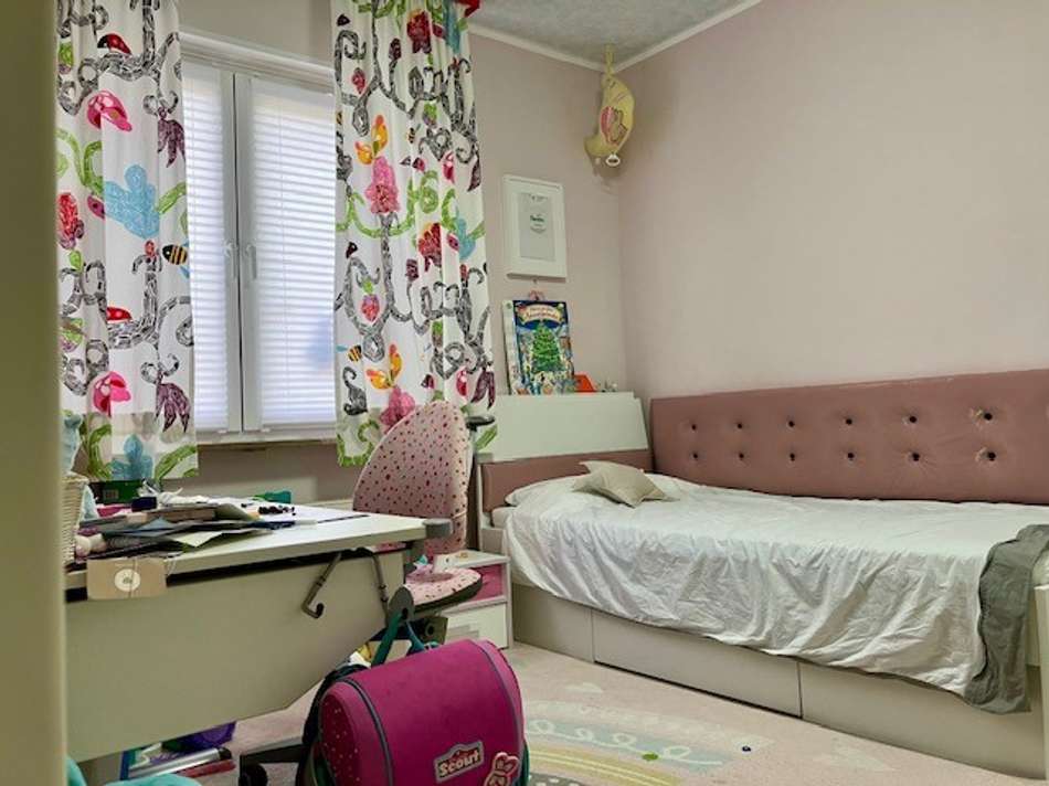 Kinderzimmer EG