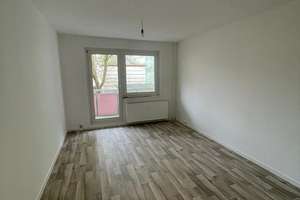 Frisch renovierte und helle 3-Zi. Whg. mit Balkon in Walddrehna – Pilzheide 11, 15926 Heideblick – Vorschaubild 2