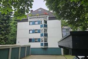 360° Rundgang: Stilvolle Maisonettewohnung mit vielen Extras: Dachterrasse, Sauna, Klimaanlage ... – Die vollständige Adresse der Immobilie erhältst du vom Anbieter., 42653 Gräfrath, Solingen – Vorschaubild 17