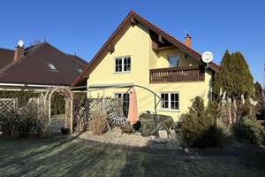 Großzügiges EFH mit Einliegerwohnung & Sauna in ruhiger Lage von Kleinopitz – Die vollständige Adresse der Immobilie erhältst du vom Anbieter., 1737 Wilsdruff – Vorschaubild 4