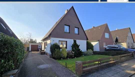 Bild von Sanierungsbedürftiges Haus mit Einliegerwohnung und großem Eigenlandgrundstück