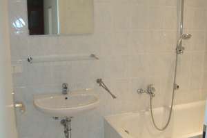 Schöne, helle 3-Raum-Whg. im 3. OG (mit Lift) – Casparistraße 1, 9126 Lutherviertel, Chemnitz – Vorschaubild 10
