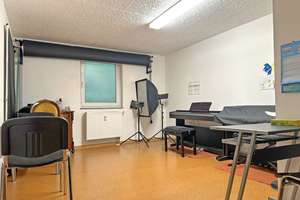 Lichtdurchflutete 4-Zimmer-Wohnung mit Atelier, EBK, Balkon und Aufzug – Die vollständige Adresse der Immobilie erhältst du vom Anbieter., 70378 Neugereut, Stuttgart – Vorschaubild 22