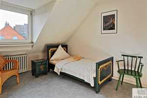 Familienfreundliches Reihenmittelhaus mit Garten und Balkon in Düsseldorf-Hassels – Düsseldorf – Vorschaubild 25