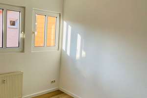 Über den Dächern von Erfurt!!! – Stauffenbergallee 30, 99085 Krämpfervorstadt, Erfurt – Vorschaubild 5