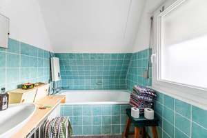 HEGERICH: Zuhause im Grünen: Charmante Doppelhaushälfte mit großem Garten in Buchenbühl – Die vollständige Adresse der Immobilie erhältst du vom Anbieter., 90411 Buchenbühl, Nürnberg – Vorschaubild 8