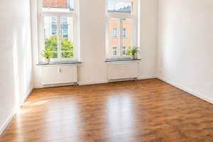Große und helle, 4-Zimmer-Wohnung, Halberstädter Straße – 39112 Sudenburg, Magdeburg – Vorschaubild 2