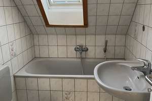 "Gemütliche Dachgeschoß Wohnung zu vermieten, 2ZKDBad" – Bergstr. 43a, 58095 Mittelstadt, Hagen – Vorschaubild 8