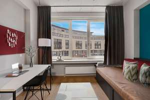 Dein Start ins Wintersemester: Möbliertes & zentrales Apartment in Köln Ehrenfeld | Classic Studio – Venloer Straße 241 - 245, 50823 Ehrenfeld (Ortsteil), Köln – Vorschaubild 2