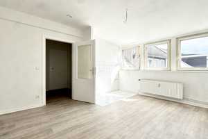 Komplett renoviertes Dachgeschoss - Apartment im beliebten Lorettoviertel – Konkordiastraße 89, 40219 Düsseldorf – Vorschaubild 1