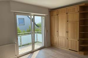 Renovierte 3 Zimmerwohnung in der Solinger Südstadt  – Die vollständige Adresse der Immobilie erhältst du vom Anbieter., 42659 Burg/Höhscheid, Solingen – Vorschaubild 11