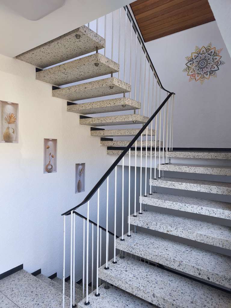 Immobilie in Sehnde - von Privat: 2 Fam.-Haus in Sehnde-Bolzum mit 1.010 m²-Grundstück - Bild 4