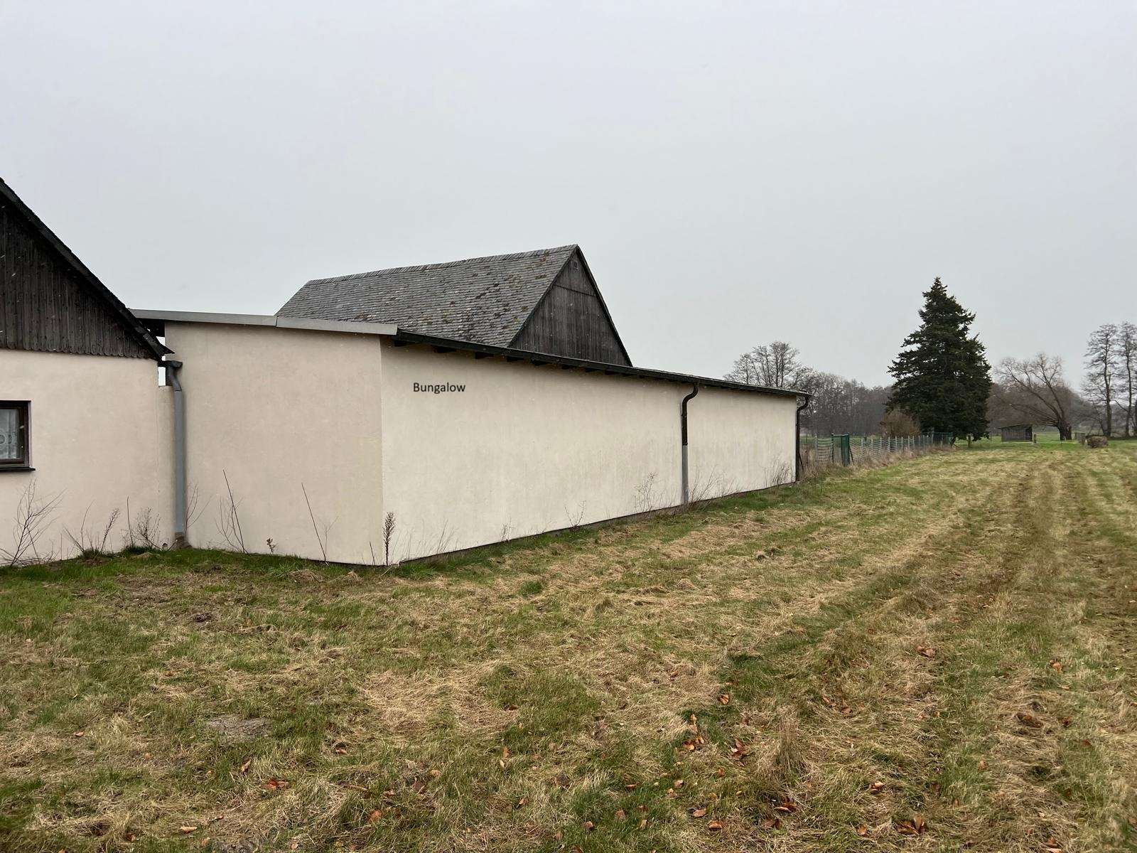 Riesiges Grundstück in Fast-Alleinlage mit Ausbaupotenzial und förderfähig, Stendal Kreis – Bild 4