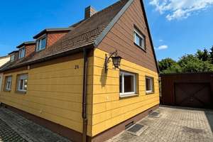 Einfamilienhaus mit großzügigem Grundstück im Regensburger Osten