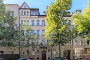 MÖBLIERTE STADTWOHNUNG IN LEIPZIG-GOHLIS // 2 Zimmer, Balkon & Einbauküche