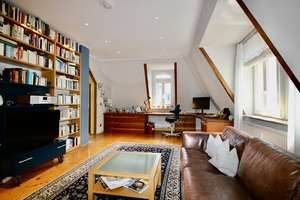 +++ Traumwohnung mitten im beliebten Stadtteil  Striesen, 4 Zimmer, perfekte Lage, helle Räume!+++