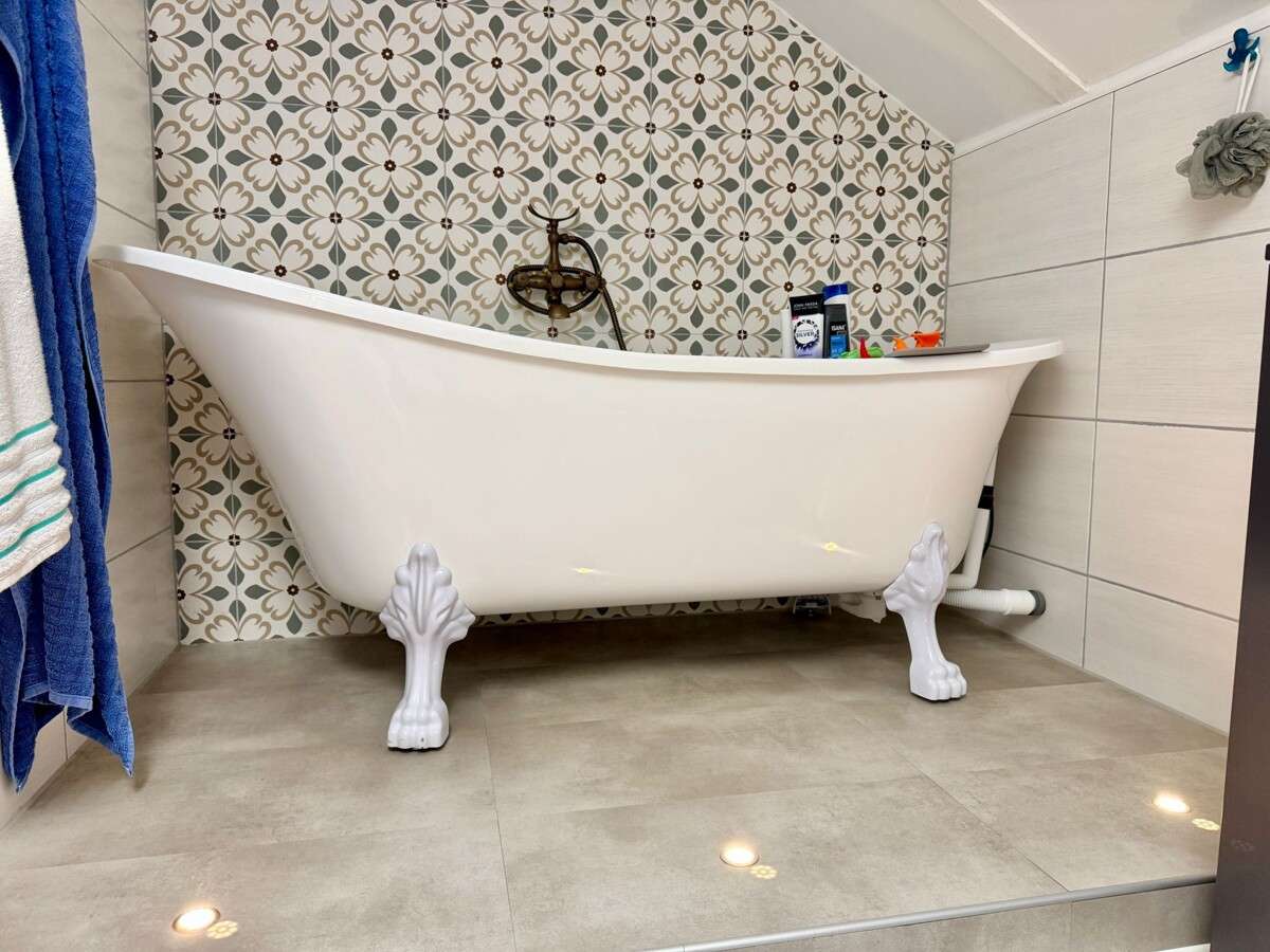 Immobilie in Viereck - HORN IMMOBILIEN ++ Viereck bei Pasewalk, tolles Haus in toller Lage, das Richtige für Aussteiger! - Bild 4