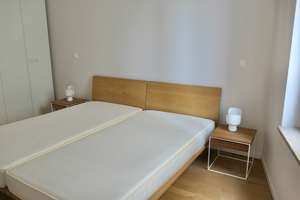 Stilvolle komplett möblierte Wohnung im Diplomatenviertel – Von-der-Heydt-Str. 1, 10785 Tiergarten, Berlin – Vorschaubild 8