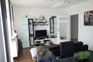 Helle teilmöblierte 2-Zi.-Whg. mit Westbalkon in BMW-Nähe, neuwertige EBK, provisionsfrei. – Schleissheimerstrasse 303, 80809 Am Riesenfeld, München – Vorschaubild 6