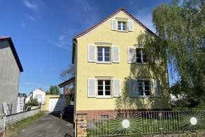 Traumhaftes Einfamilienhaus mit großem Grundstück und Garage  – Alzey-Worms (Kreis) – Vorschaubild 2