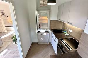 Design-Apartment mit Westsonne & Blick ins Grüne, Aufzug & neuer Möblierung nach Sanierung – Heilmannring 59b, 13627 Charlottenburg-Nord, Berlin – Vorschaubild 11