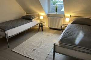 WG ein Bett Zimmer zentral gelegen – Die vollständige Adresse der Immobilie erhältst du vom Anbieter., 64283 Mitte, Darmstadt – Vorschaubild 2