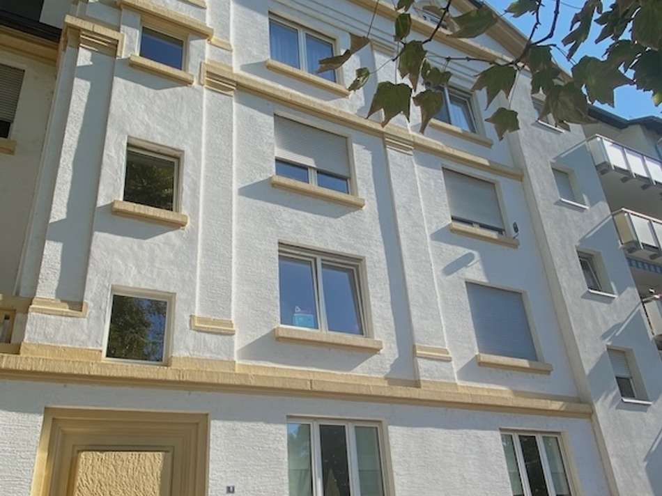 Strassenfassade