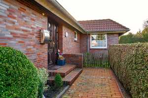 Großzügiges Einfamilienhaus mit Nebengebäude und Garten in ruhiger Lage – Wittmund (Kreis) – Vorschaubild 13