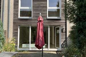 Perfekt für die große Familie 5-Zimmer-Wohnung in Wuppertal Elberfeld - Mit ausgebauten Dachstudio! – Sulamith-Wülfing-Straße 10, 42119 Elberfeld, Wuppertal – Vorschaubild 2