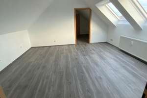 gemütliche 2 1/2-Zimmer-DG-Wohnung inkl. Küche in Bochum Stiepel – Kemnaderstr. 90, 44797 Stiepel, Bochum – Vorschaubild 3