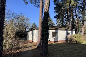 Kleines 3-Zimmer-Haus mit großem Garten