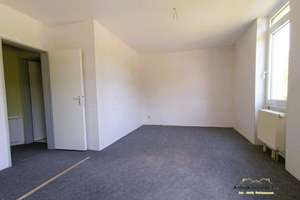 Lichtdurchflutete 3-Zimmer-Wohnung mit Balkon & Stellplatz im Hinterhof – Wallstraße 1a, 6449 Aschersleben – Vorschaubild 13