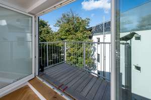 Dachgeschoss Erstbezug -  Wohnung parallel zur Elbchaussee und dem Hafen – Die vollständige Adresse der Immobilie erhältst du vom Anbieter., 22765 Ottensen, Hamburg – Vorschaubild 1