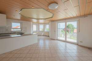3 Zimmer, ruhige Lage, plus Bonusraum im UG – Mötzingen